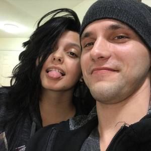 Meet your Posher, Flavia